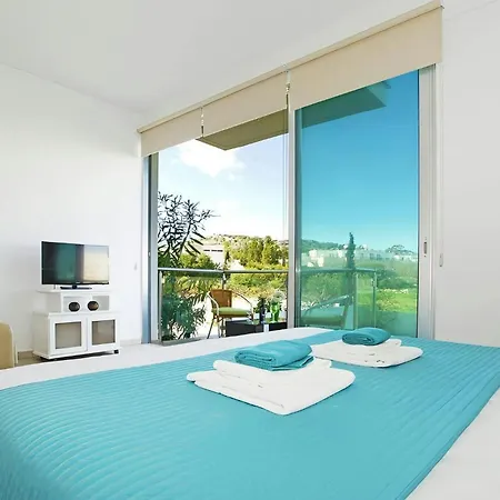 Apartment Too Coool Coralli *