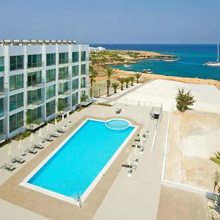 Too Coool Coralli * Protaras