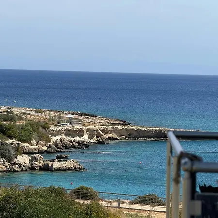 Too Coool Coralli * Protaras