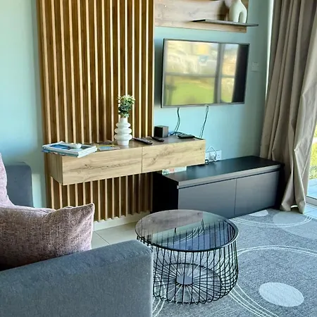 Too Coool Coralli * Protaras